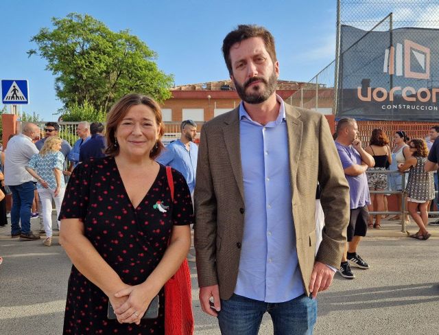 Podemos exige la dimisión de Víctor Marín por el retraso en el desamiantado del colegio de El Bohío - 1, Foto 1