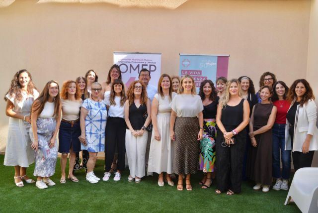 La Comunidad fomenta el liderazgo y emprendimiento femenino con la renovación del programa 'Impulso Mujer +50' - 1, Foto 1