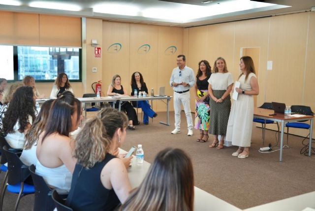 La Comunidad fomenta el liderazgo y emprendimiento femenino con la renovación del programa 'Impulso Mujer +50' - 3, Foto 3