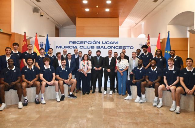 López Miras recibe al UCAM CB por sus 40 años: Sois historia de la Región de Murcia - 1, Foto 1