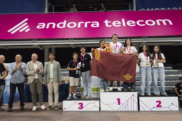 Tres j�venes de Alcantarilla representar�n a Espa�a en la Final Internacional de la World Robot Olympiad