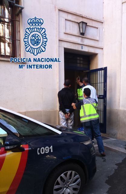 Ingresan en prisión los patrones de dos pateras que llegaron a la costa murciana - 1, Foto 1