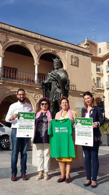 La Junta Local de la AECC y el Ayuntamiento organizan la III Marcha popular lorquina y benéfica con motivo del Día Mundial contra el Cáncer de Mama - 1, Foto 1