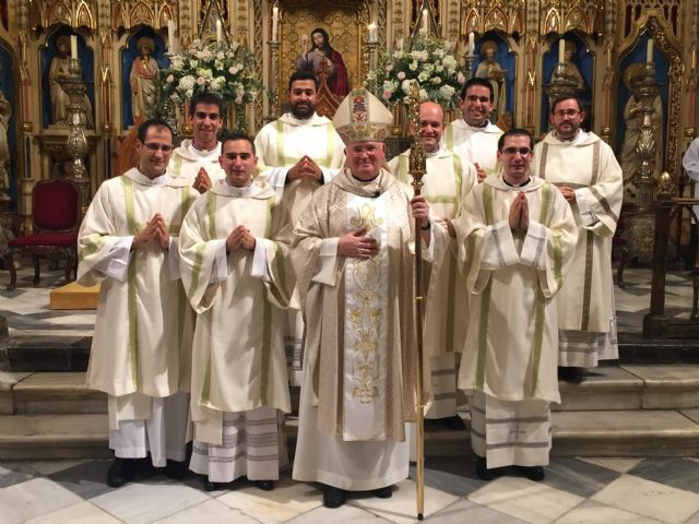 “Sois hombres de la Pascua, sois de Cristo Resucitado”, Mons. Lorca a los nuevos siete diáconos - 2, Foto 2