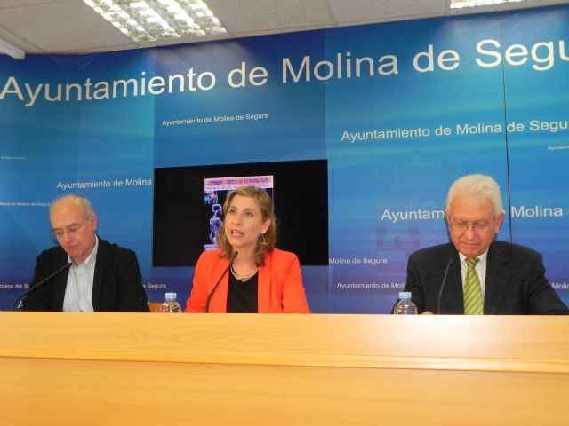 El Día Mundial de la Osteoporosis se conmemora en Molina de Segura con conferencias, densitometrías gratuitas, un taller de alimentación y la realización de actividad física - 1, Foto 1