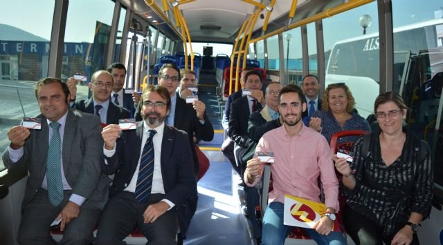 Los estudiantes de Cartagena tienen importantes descuentos en sus viajes en autobús a los centros universitarios de la ciudad - 2, Foto 2