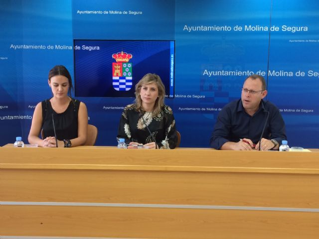 El Ayuntamiento de Molina de Segura y APAMOL firman un convenio para la rehabilitación no farmacológica de personas afectadas por la enfermedad de Parkinson - 2, Foto 2