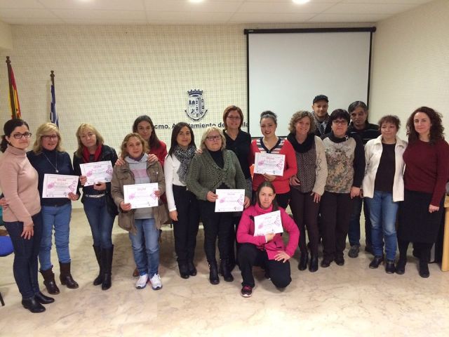 La Concejalía de Política Social pone en marcha el Taller de Manitas - 1, Foto 1