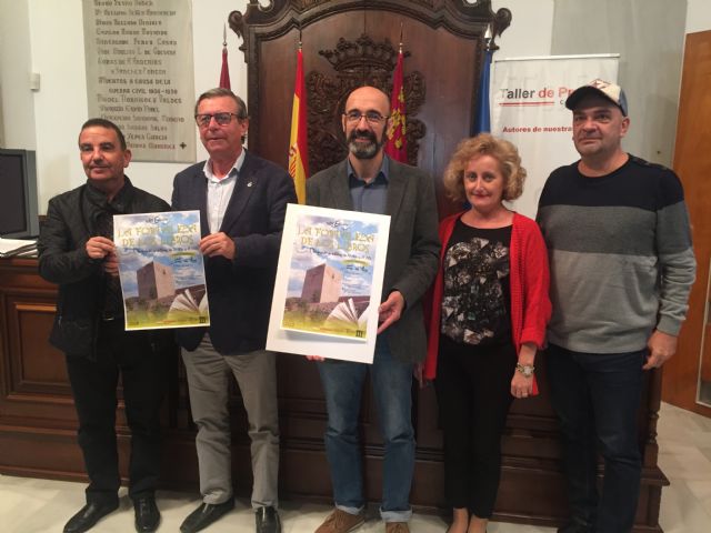 El Castillo de Lorca acogerá este domingo una nueva edición de La Fortaleza de los Libros con la participación de más de medio centenar de autores - 1, Foto 1