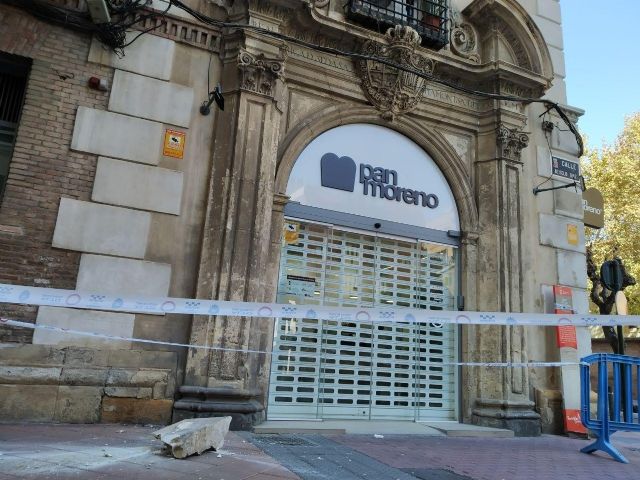 Huermur denuncia la caída de cascotes del edificio de los Nueve Pisos - 3, Foto 3