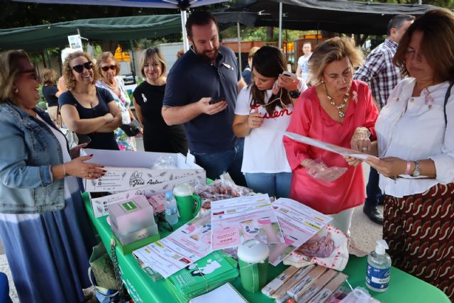 La junta local de la Asociación Española Contra el Cáncer informa y conciencia sobre el cáncer de mama - 2, Foto 2