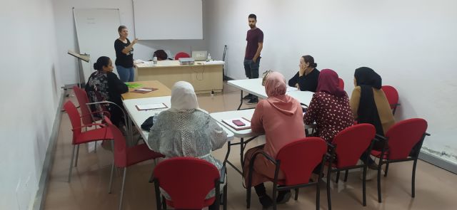 Proyecto Abraham pone en marcha un taller de español para extranjeros orientado a la actividad laboral - 1, Foto 1