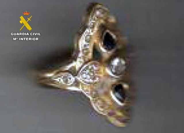 La Guardia Civil investiga en Águilas a una empleada de hogar por sustraer joyas - 4, Foto 4