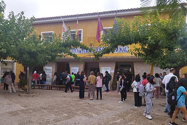 Día Mundial de la Alimentación: fomentando hábitos saludables en el IES Prado Mayor - 1, Foto 1