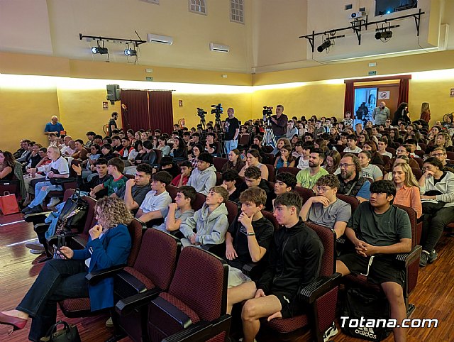 Totana conmemora el Día Mundial de la Salud Mental 2025 con llamadas a la inclusión y la colaboración interinstitucional - 2, Foto 2