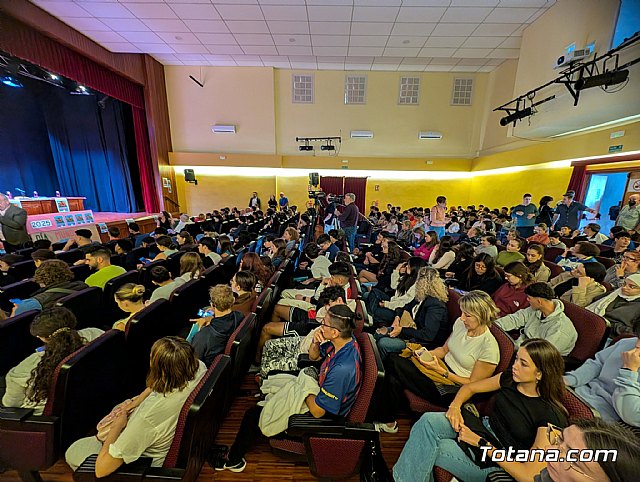 Totana conmemora el Día Mundial de la Salud Mental 2025 con llamadas a la inclusión y la colaboración interinstitucional, Foto 6