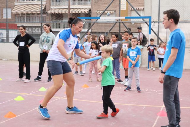 Cerca de medio centenar de menores han participado en el programa ´Atletismo en la calle´ que ha llegado hoy a su fin en La Viña - 2, Foto 2