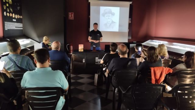 Santi García presenta su libro “Murcia Insólita” en el Museo Barón de Benifayó de San Pedro del Pinatar - 2, Foto 2