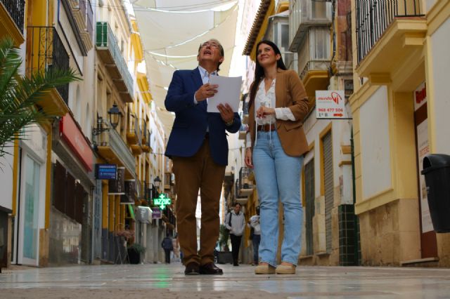 El descenso de las temperaturas lleva al Ayuntamiento a planificar la retirada de los toldos para la próxima semana - 4, Foto 4