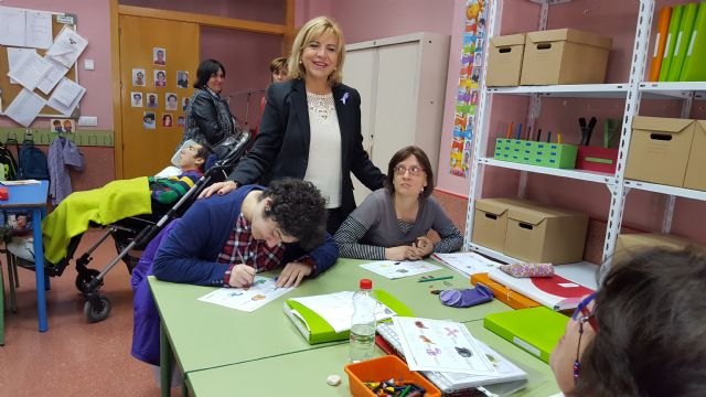 La Comunidad financia 134 plazas en el Centro de Día de Astrapace - 2, Foto 2