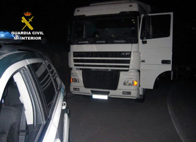 La Guardia Civil intercepta a un camionero en Jumilla que conducía bajo los efectos de drogas - 5, Foto 5