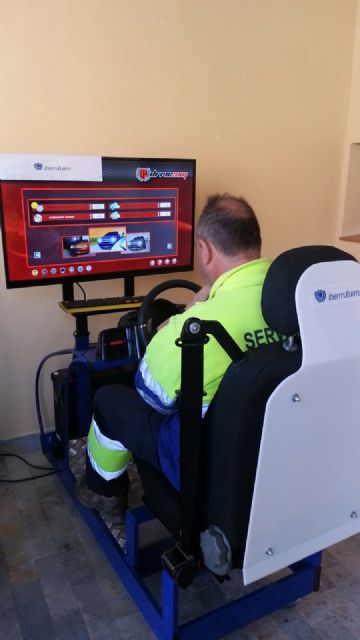 Treinta trabajadores municipales se forman en prevención de accidentes laborales de tráfico - 2, Foto 2