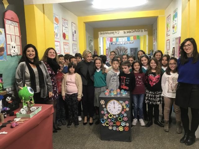 El colegio Nuestra Señora de Atocha de Murcia recibe el premio SIMO a la mejor experiencia con metodologías activas - 1, Foto 1