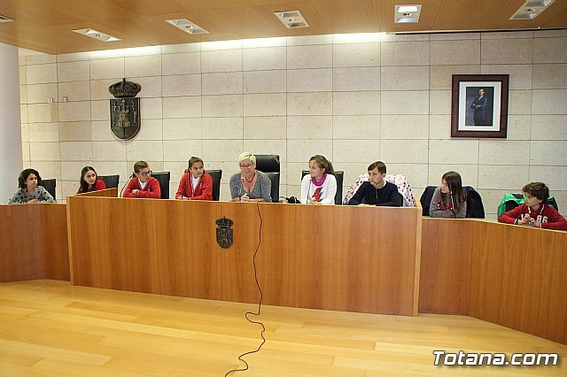 El Pleno infantil Qué hacemos en Totana se celebrará el próximo lunes, coincidiendo con el Día de los Derechos del Niñ@, Foto 1