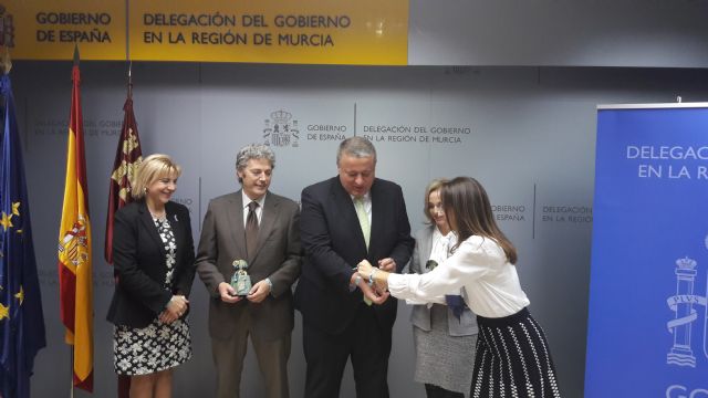 Bernabé considera esencial la ayuda de los medios de comunicación para concienciar en la lucha contra la violencia de género, Foto 1