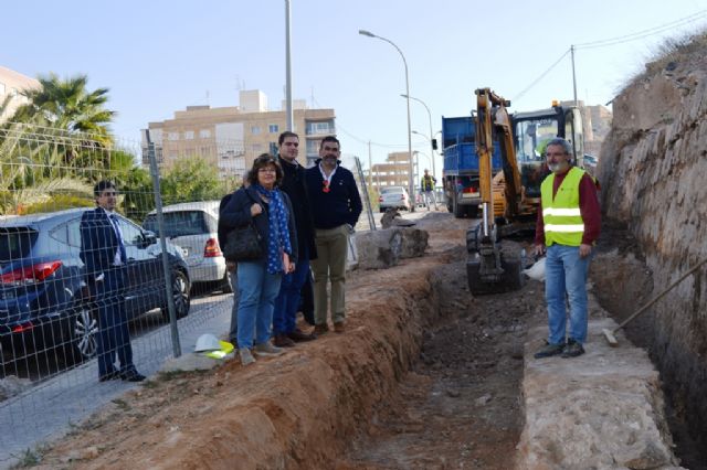 Patrimonio Arqueologico comprueba los avances en la actuacion en la Muralla de Felipe V - 1, Foto 1