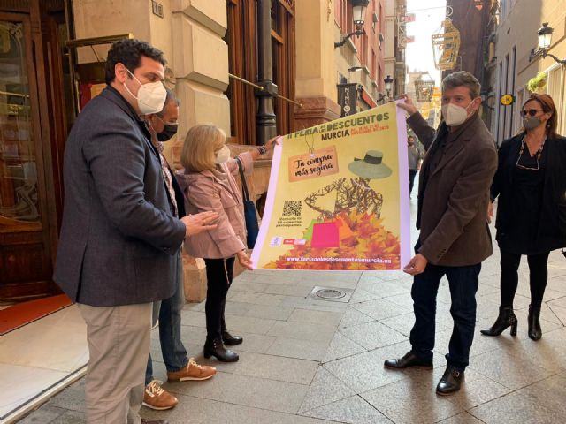 Casi un centenar de comercios de Murcia participan en la segunda edición de la Feria de los Descuentos - 3, Foto 3