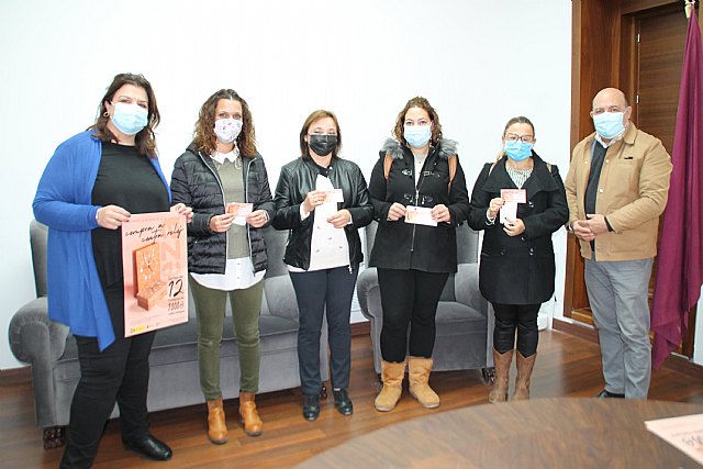 Las primeras cuatro ganadoras de la compra contrarreloj gastarán 1.000 euros en el comercio de Cieza - 1, Foto 1