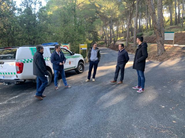 Mejoran el camino entre la Fuente del Hilo y el cruce de El Berro, en Sierra Espua, Foto 1