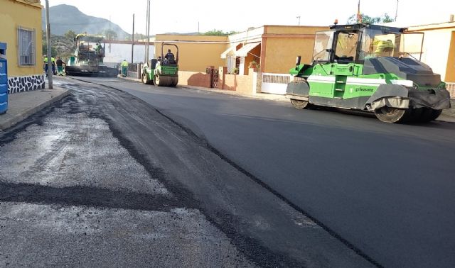 El Distrito 5 destina más de 20.000 euros en asfaltado de calles de Alumbres, Vista Alegre y Media Legua - 1, Foto 1