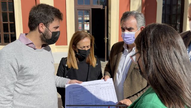 Landáburu: El equipo de Gobierno no puede seguir vendiendo humo con el ferrocarril porque el proyecto aun no existe - 1, Foto 1