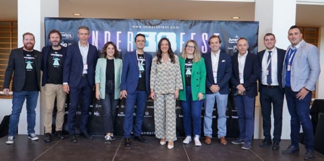 La Comunidad brinda su apoyo a AJE en la labor de animación y acompañamiento a los jóvenes emprendedores - 2, Foto 2