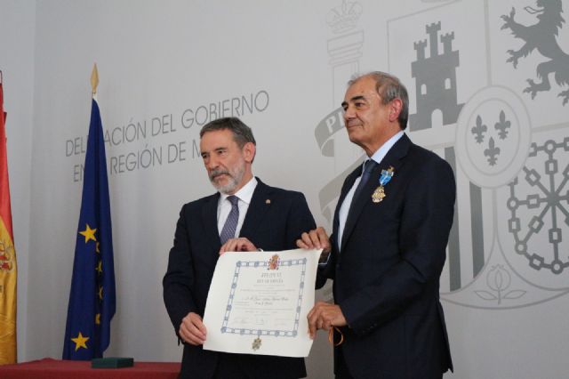 Jiménez destaca la decisiva contribución de Juan Antonio Pedreño para convertir a la Región de Murcia en un referente de la economía social en España y Europa - 2, Foto 2