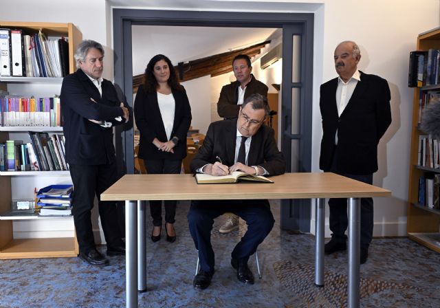 El Ayuntamiento lleva al Museo Cristóbal Gabarrón en Mula la exposición 'CreaMurcia: Haciendo historia' - 3, Foto 3