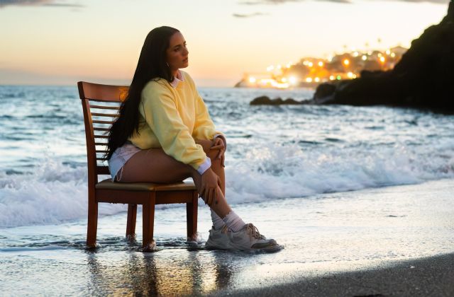 Caluu C. la artista española que cierra un exitoso año con “QUÉ MÁS” - 2, Foto 2