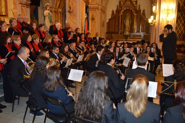 El teatro de los Álvarez Quintero con el Tejuba y la música de la coral Ménade brillan en una nueva jornada navideña - 4, Foto 4