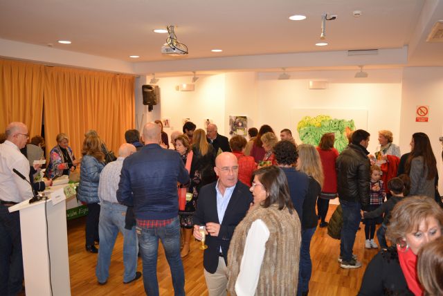 Arquitecturas aéreas de Lorenzo Martínez, una exposición que llena de fuerza, vitalidad y dinamismo cromático el aula de cultura de la Fundación Cajamurcia - 2, Foto 2