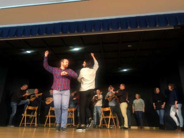 La Casa de Cultura cuelga el cartel de completo en el XV Encuentro de Cuadrillas en Navidad - 3, Foto 3