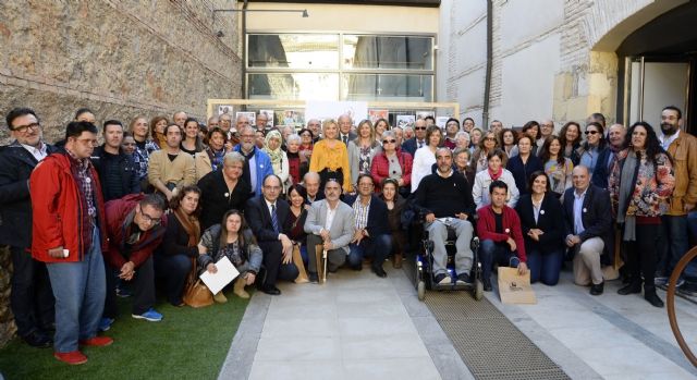 La consejera de Familia asiste a la entrega de las ayudas para el empleo de Bankia y la Fundación Cajamurcia - 1, Foto 1