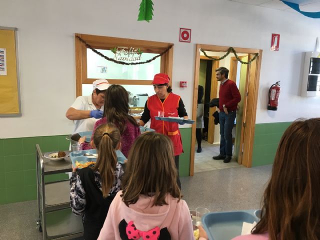 El Ayuntamiento invierte más de 24.000 euros en la compra y puesta en marcha de la cocina del CEIP El Recuerdo - 2, Foto 2