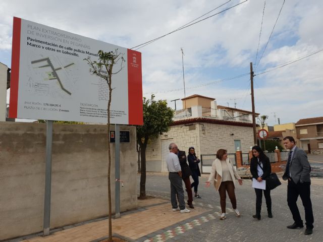 Lobosillo estrena su nueva zona peatonal compatible con el tráfico rodado - 1, Foto 1