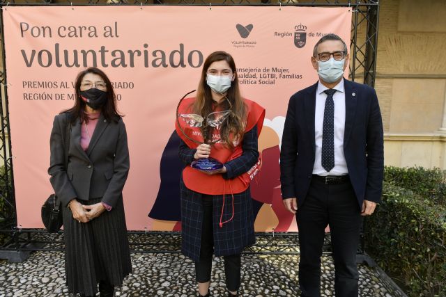 El Programa de Voluntariado de la Universidad de Murcia recibe el premio de la Comunidad Autónoma - 1, Foto 1