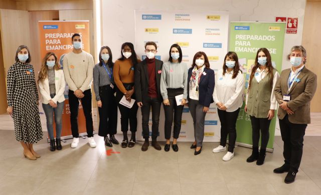 En un debate organizado por Aldeas Infantiles SOS - 1, Foto 1