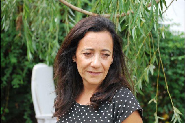 La escritora Paloma González Rubio inaugura los encuentros telemáticos del Premio Hache - 1, Foto 1