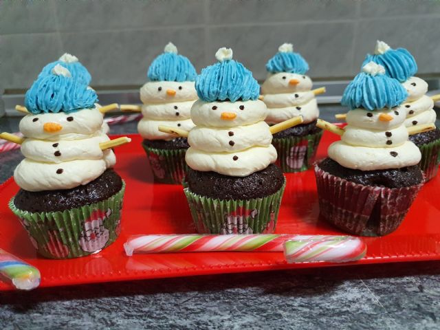 Receta: ¡Triunfarás con estos deliciosos cupcakes del muñeco de nieve! - 5, Foto 5