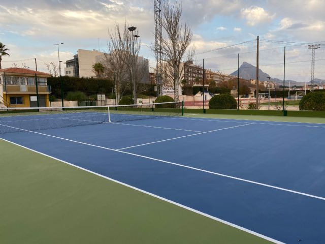 Finalizan las obras de reconstrucción de las pistas de tenis del Polideportivo La Hoya - 2, Foto 2
